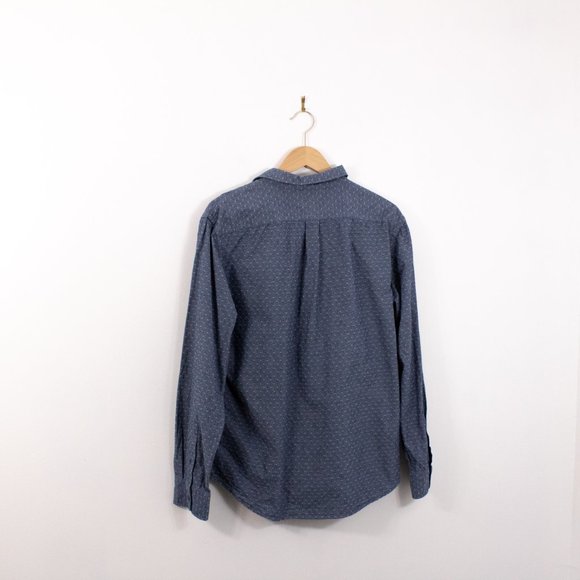 *Old Navy Slim Fit Button Down - Picture 4 of 4